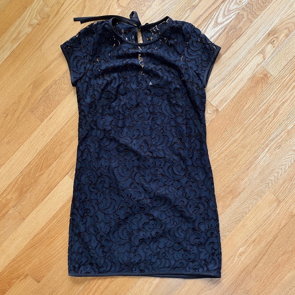 Ann Taylor LOFT Navy Blue/Black Floral Lace Sheath Dress Size 10